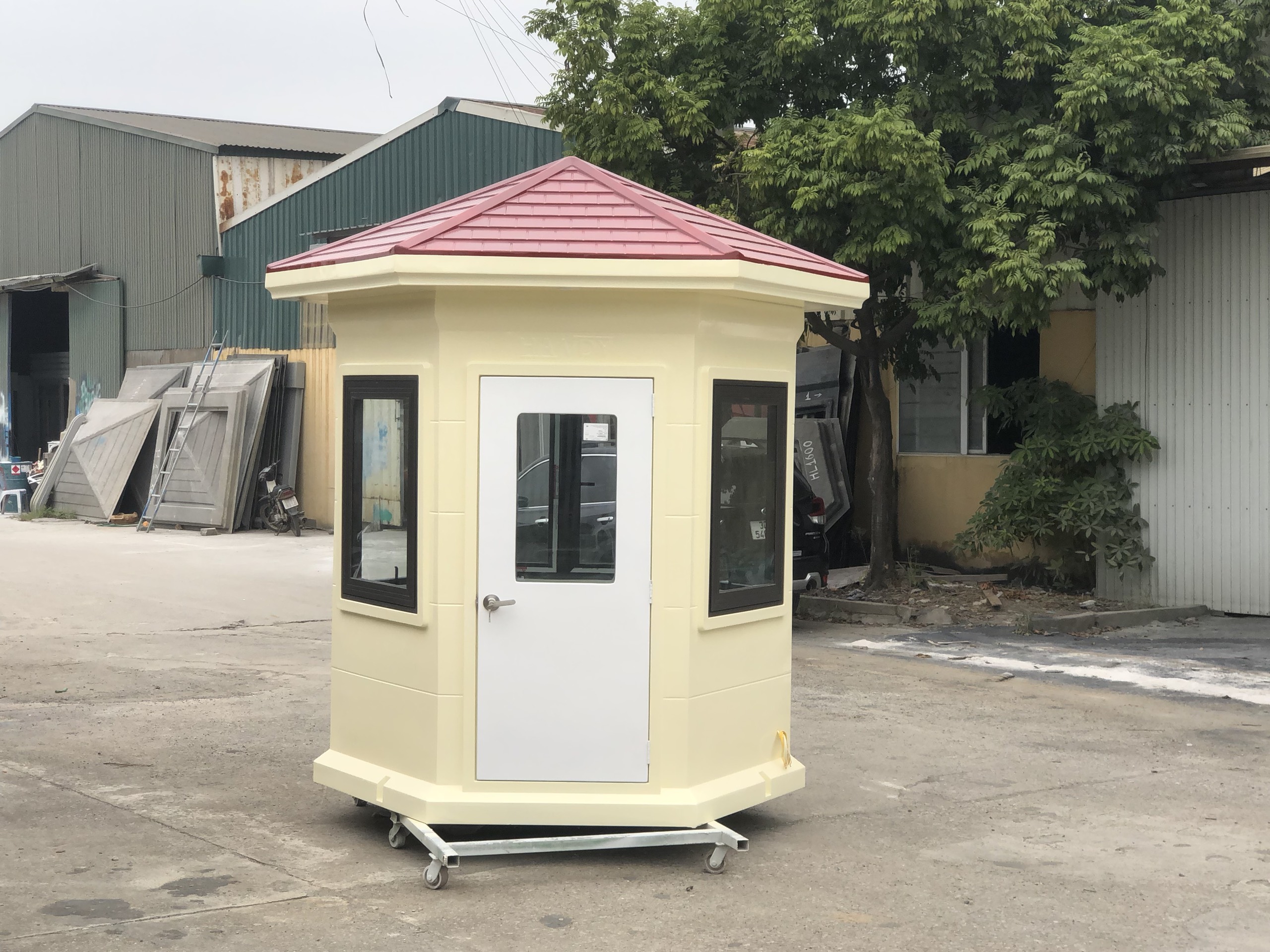 Đây là model bốt gác lục lăng có kích thước lớn nhất từ trước tới nay